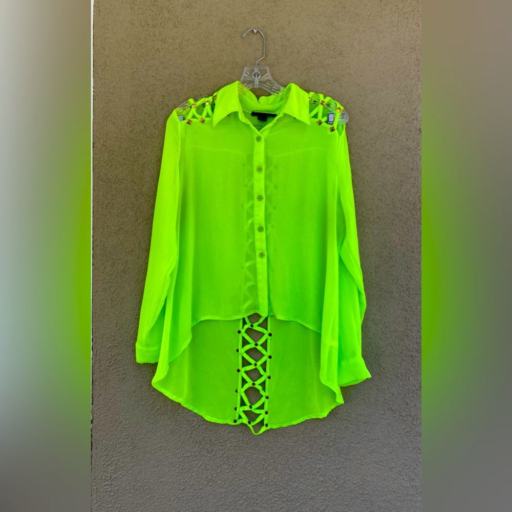 Forever 21 neón lime green long sleeve button up blouse